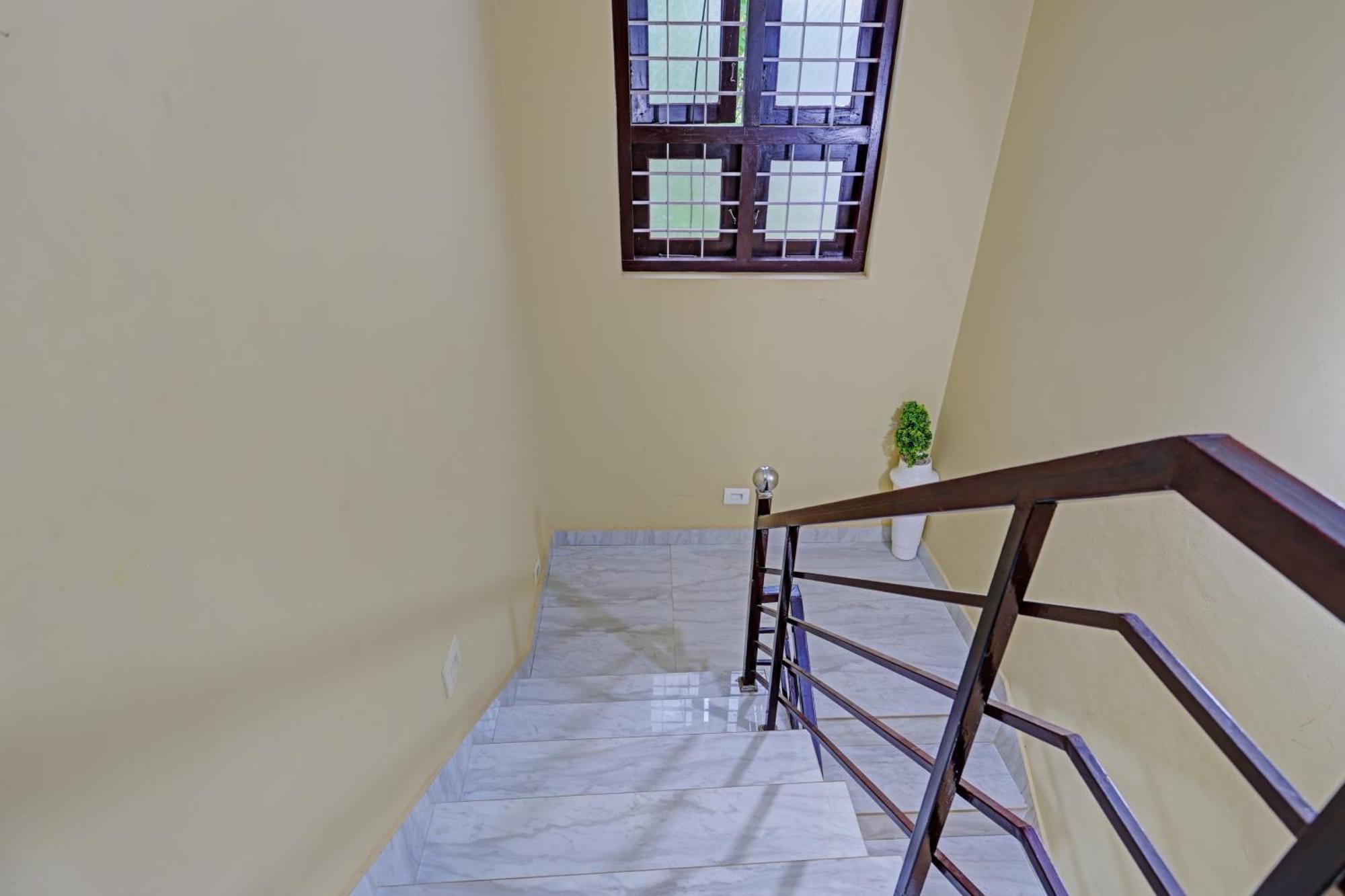 Hotel O Munroe Homestay Mundrothuruth Esterno foto